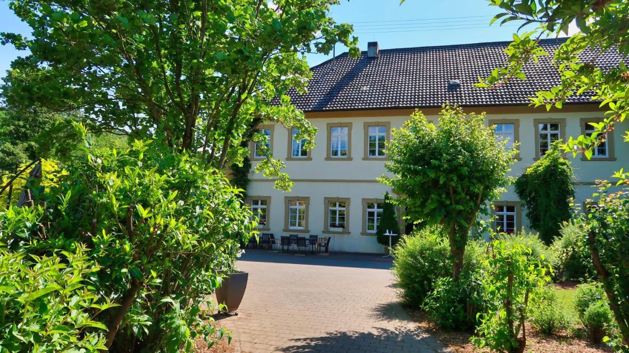 Schloss Sennfeld - Hotel & Veranstaltungsort - Adelsheim Exterior photo